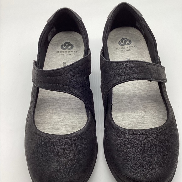 Clarks Shoes - Clark’s cloud steppers Mary Jane flats